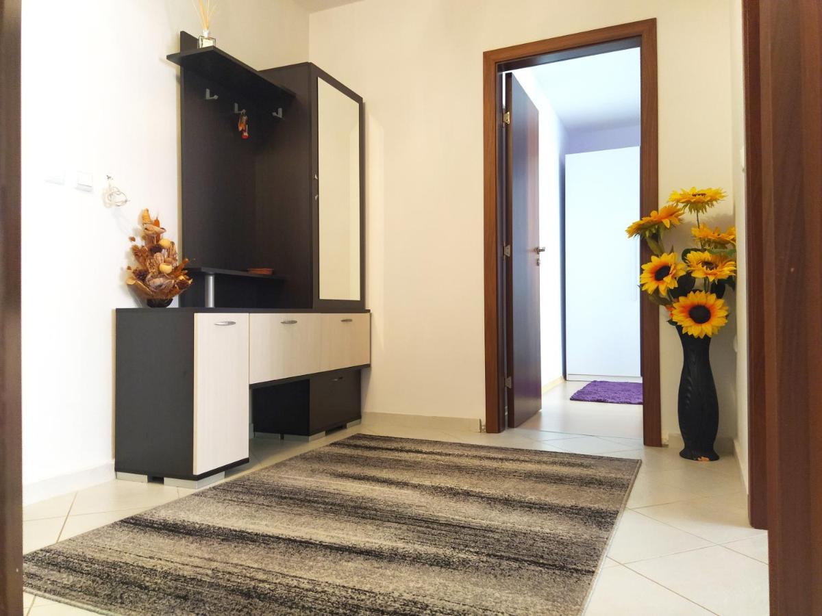 Modern Apartment In Burgas Exterior photo
