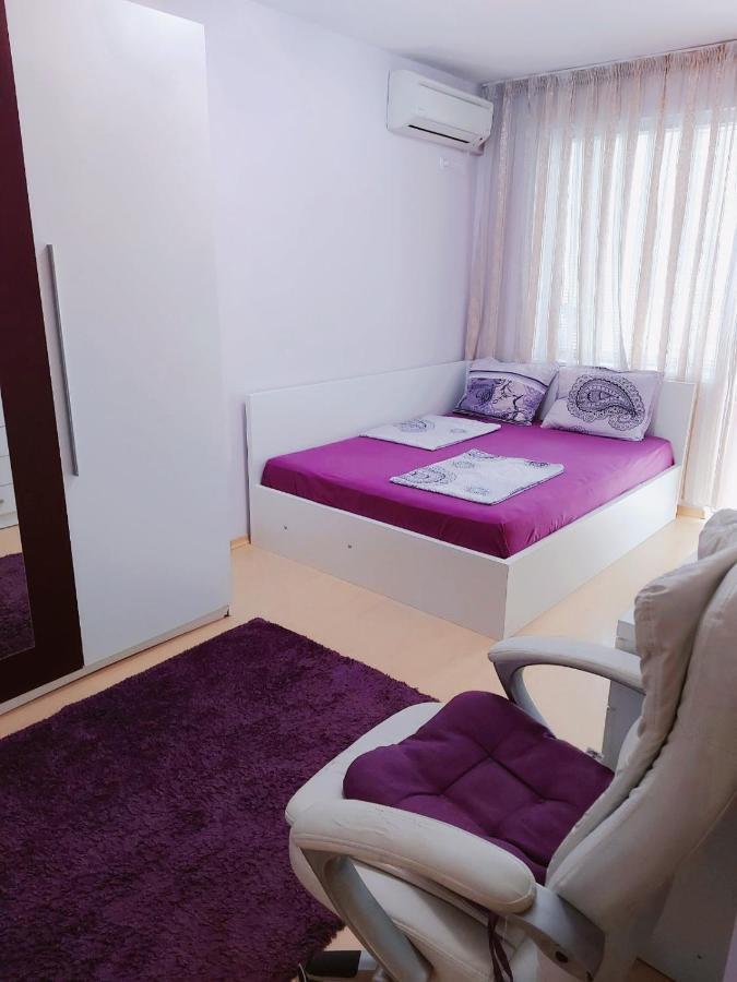 Modern Apartment In Burgas Exterior photo